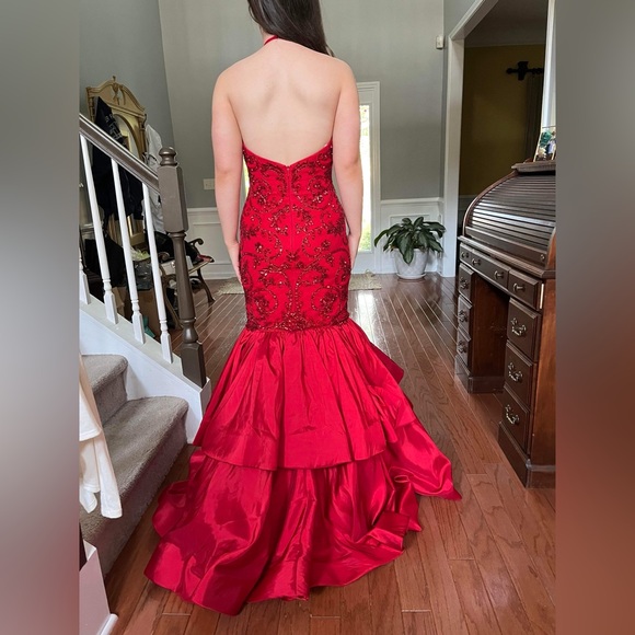 Sherri Hill Red Prom or Pageant Dress, size 0 - Picture 4 of 5